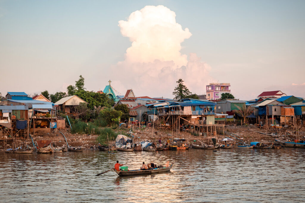 Kambodscha-schwimmende-doerfer-tonle-sap-reise-planen-lassen-tourameo