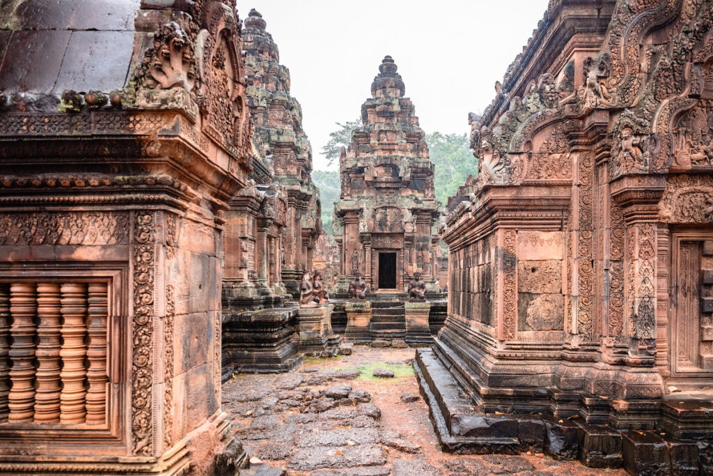 Kambodscha-siem-reap-tor-zu-dem-tempelanlagen